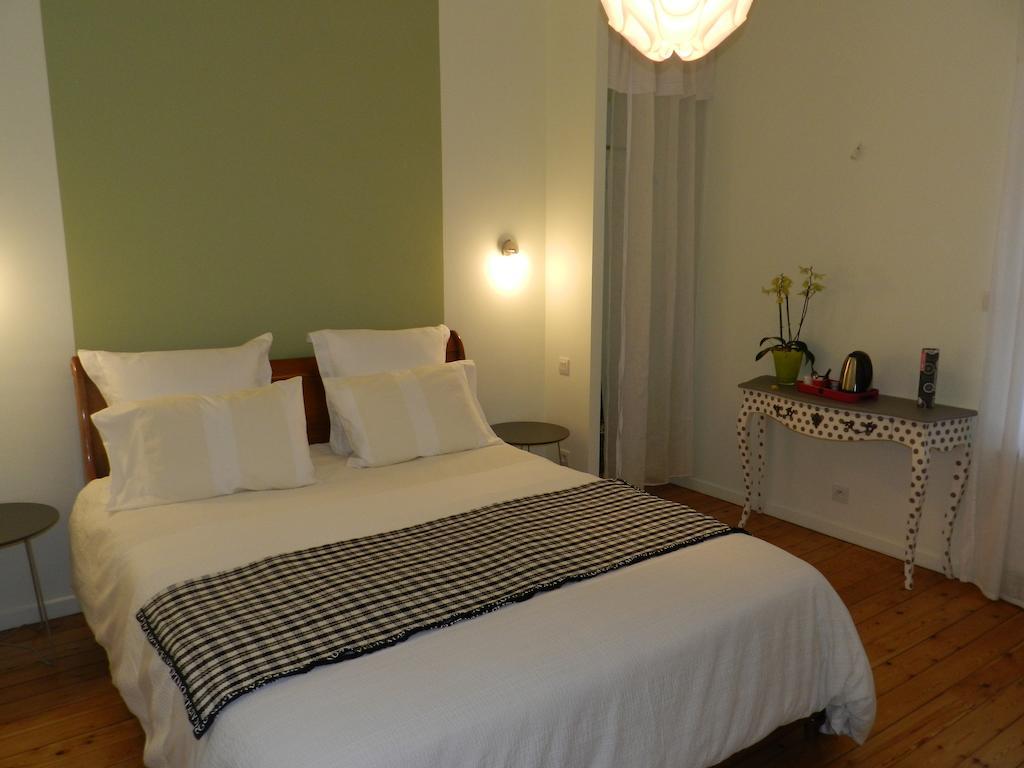 Bed and Breakfast A La Fleur De Lys Langeais Zimmer foto