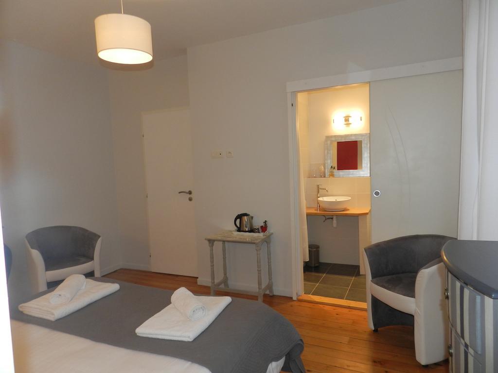 Bed and Breakfast A La Fleur De Lys Langeais Exterior foto