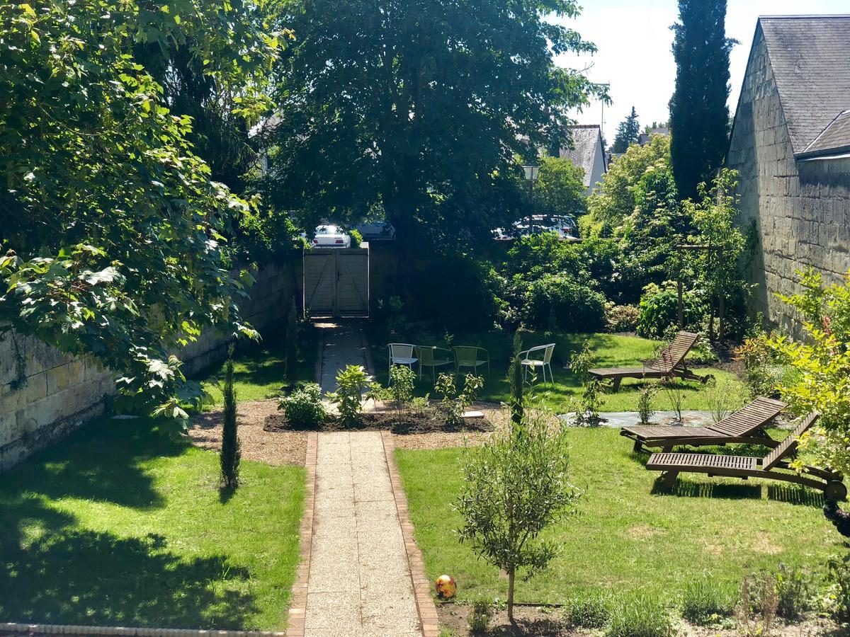 Bed and Breakfast A La Fleur De Lys Langeais Exterior foto